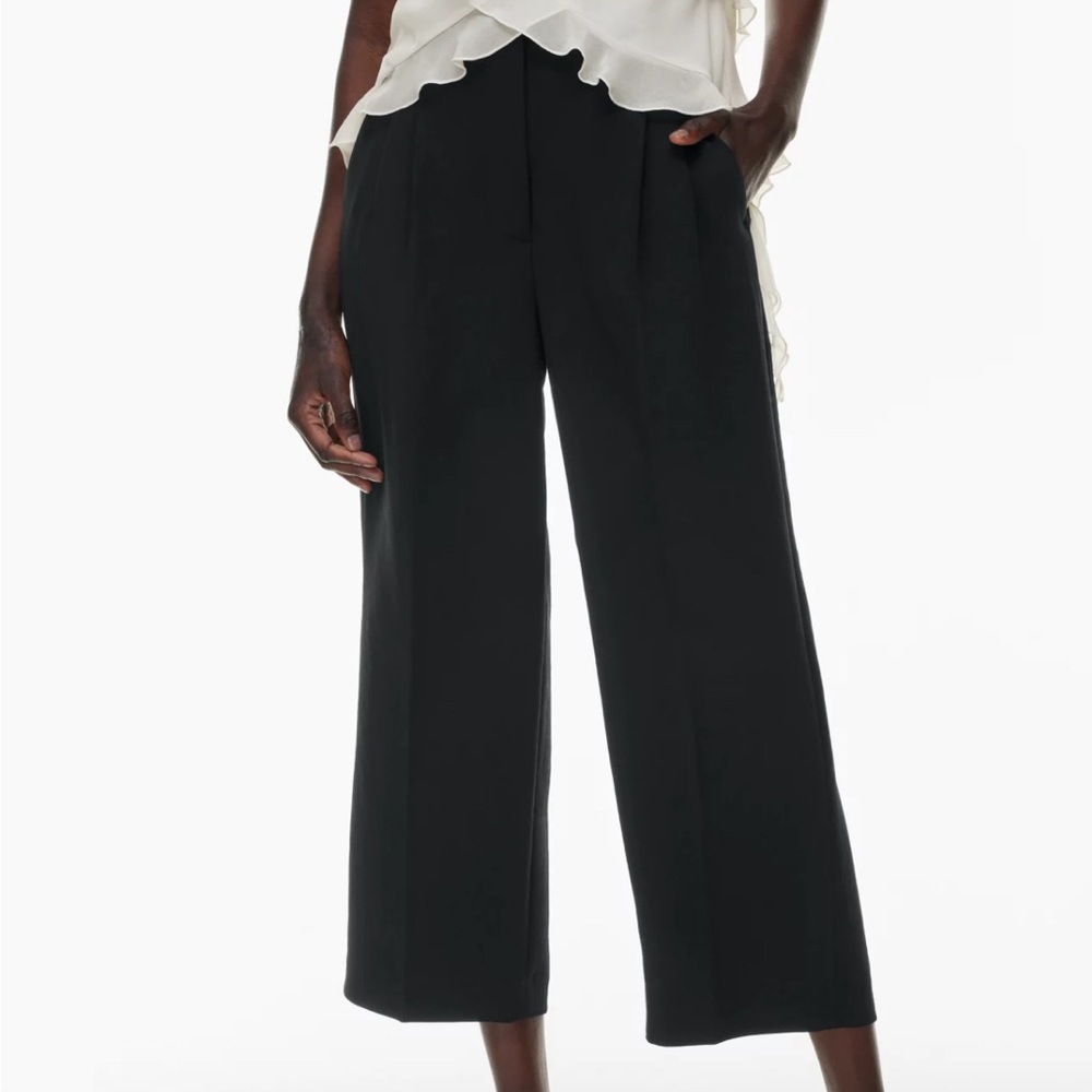 Aritzia Wilfred The Effortless Pant Cropped Black Size 10